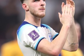 壹号电竞 -里程碑夜西汉姆队长鼓劲，欧篮联冲刺阶段刷纪录，更衣室稳定，控场能力受关注的简单介绍